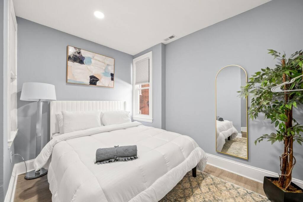New! Cozy Apt In Center City! Philadelphia Exterior photo