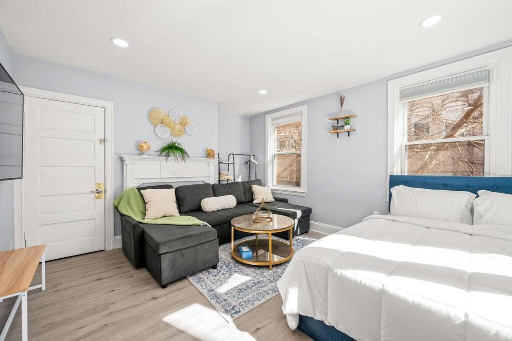 New! Cozy Apt In Center City! Philadelphia Exterior photo
